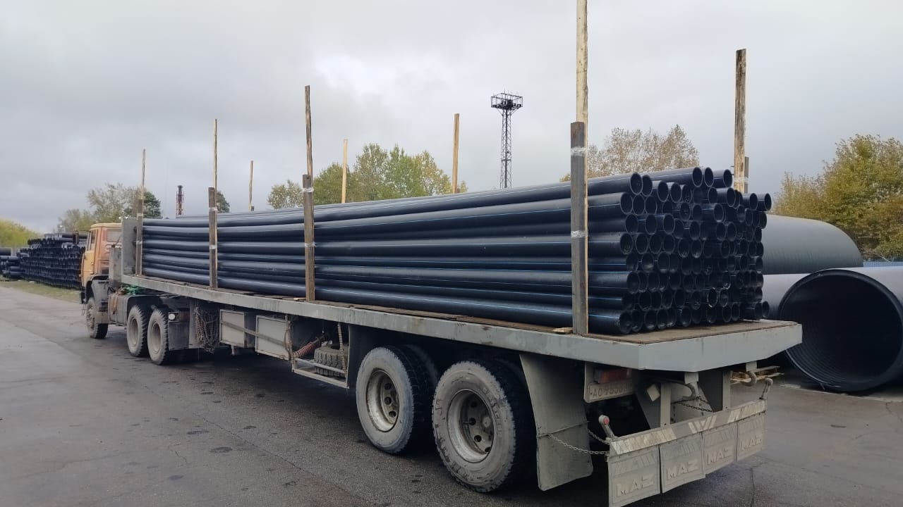 Отгрузка трубы D160 SDR17