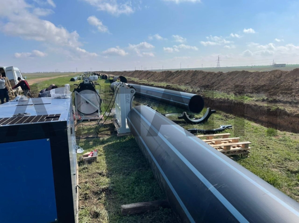 Труба ПНД (ПЭ100) для газа D355x32,2мм SDR 11